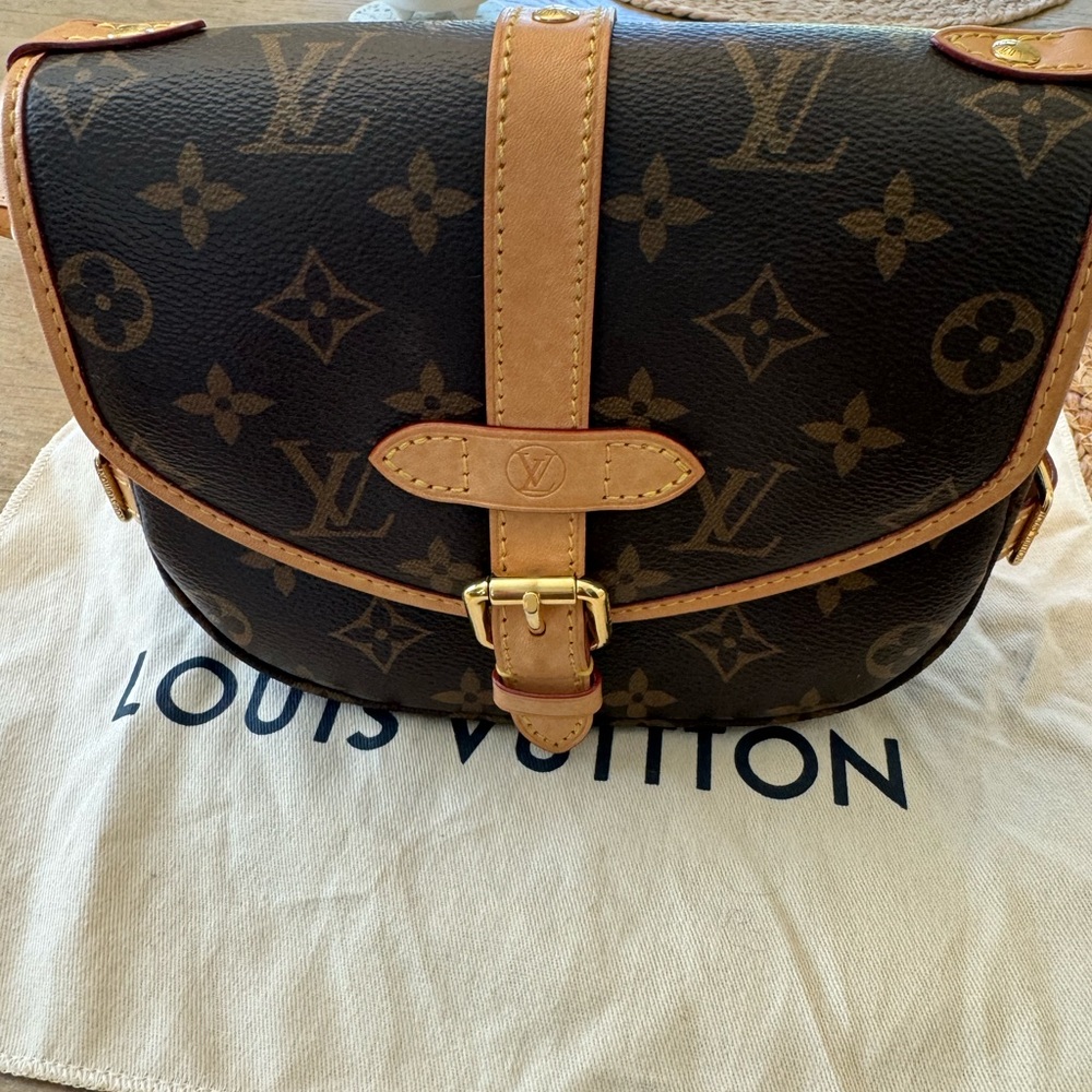 Louis Vuitton Saumur BB handbag in Monogram with dox and dust bag